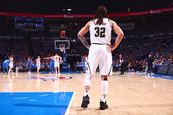 Adelman: Aaron Gordon đã gặp c
