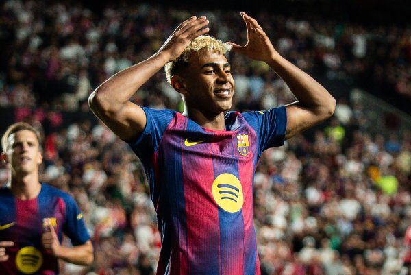 Eric Garcia: Tôi sẽ không nói Yamal giống Messi vì chỉ có một Messi