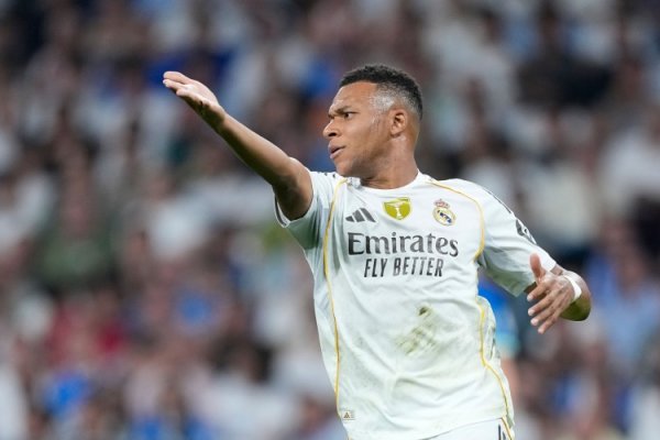 Hoàn toàn thích nghi! Mbappé c